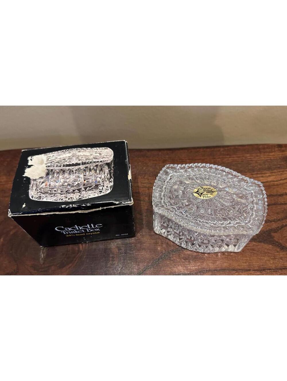 Vintage 24% Lead Crystal d’Adriana Cachette Trinket Box NIB